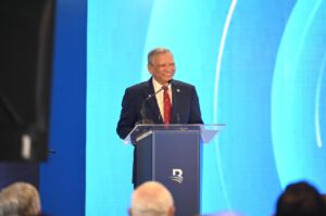 Aguilera reafirma compromiso de Banreservas con la ética y la transparencia