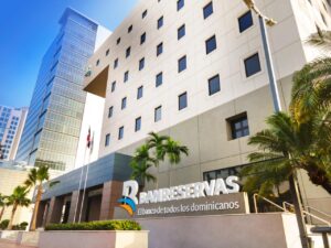 Financiamientos de Banreservas a producción de arroz garantiza seguridad alimentaria en RD