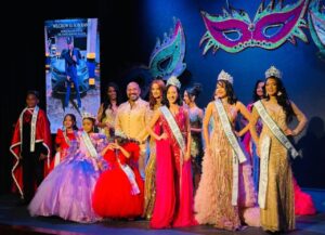 Coronan Reina Infantil del Carnaval Santiago 2027
