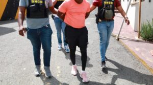 Atrapan a “El Francés” buscado por decomiso de 10 paquetes de cocaína en Boca Chica