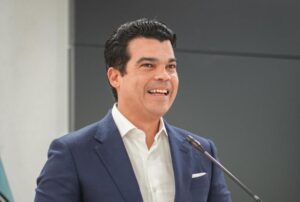 Wellington Arnaud asegura que representa los intereses del país y llama a respetar el proceso interno del PRM