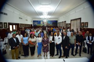 Supérate capacita en buenas prácticas a más de 300 comercios afiliados a la RAS en Santiago