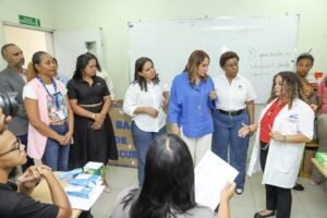 Directora de Supérate destaca formación como vía para fortalecer capacidades y oportunidades en Santiago Oeste