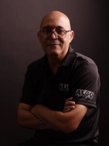 Alexis Gómez apuesta a la innovación audiovisual en “El Reencuentro” de El Prodigio y Banda Real